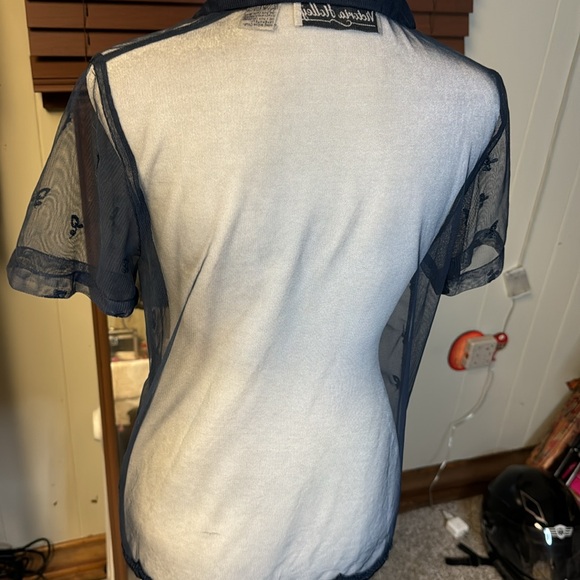 Victoria Holley Sheer Navy blue adorned with embroidery. Button down front - Picture 5 of 6